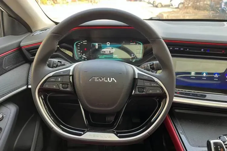 2021 DongFeng Aeolus YiXuan MAX 1.5T 190HP L4 7DCT,autocango,china used car exporter,china ev exporter,chinese used car exporter,chinese used ev exporter