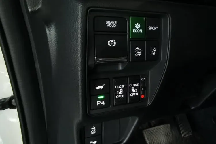 2022 Honda Elysioin 2.0L 146HP L4 E-CVT Hybrid,autocango,china used car exporter,china ev exporter,chinese used car exporter,chinese used ev exporter