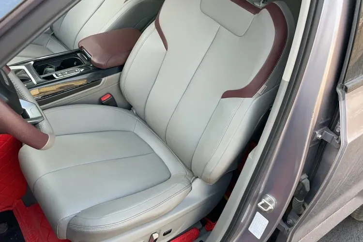 2019 BaoJun RS-5 1.5T 147HP L4 CVT,autocango,china used car exporter,china ev exporter,chinese used car exporter,chinese used ev exporter