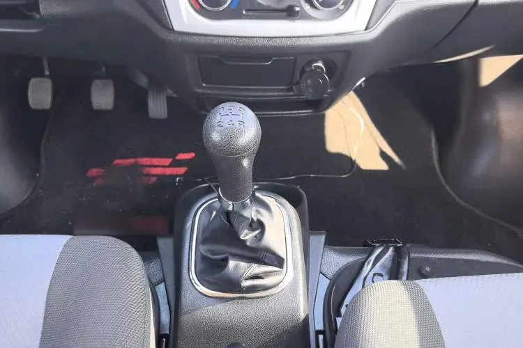 2020 ChangAn Kaicene RuiXing M60 1.5L 116HP L4 5MT,autocango,china used car exporter,china ev exporter,chinese used car exporter,chinese used ev exporter