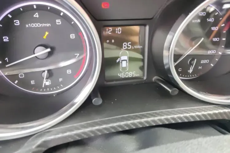 2017 Zotye T300 1.5L 112HP L4 5MT,autocango,china used car exporter,china ev exporter,chinese used car exporter,chinese used ev exporter