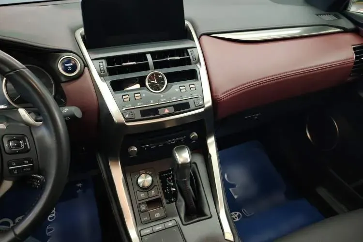 2020 Lexus NX 2.5L 155HP L4 E-CVT Hybrid,autocango,china used car exporter,china ev exporter,chinese used car exporter,chinese used ev exporter