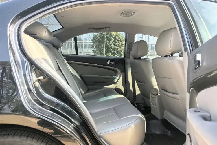 2013 Chevrolet Epica 1.8L 143HP L4 5MT,autocango,china used car exporter,china ev exporter,chinese used car exporter,chinese used ev exporter