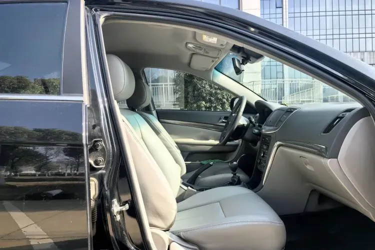 2013 Chevrolet Epica 1.8L 143HP L4 5MT,autocango,china used car exporter,china ev exporter,chinese used car exporter,chinese used ev exporter