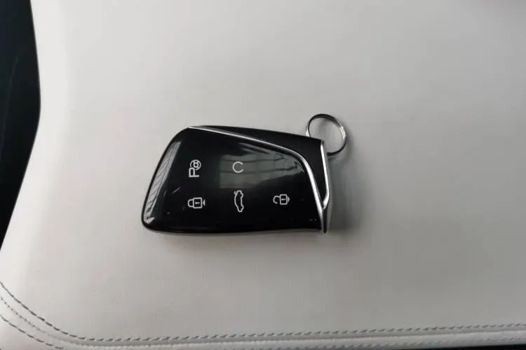 2023 DongFeng Aeolus HaoHan 1.5T 204HP L4 4DHT Hybrid,autocango,china used car exporter,china ev exporter,chinese used car exporter,chinese used ev exporter