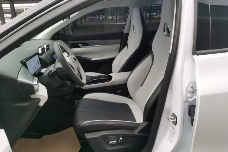 2023 DongFeng Aeolus HaoHan 1.5T 204HP L4 4DHT Hybrid,autocango,china used car exporter,china ev exporter,chinese used car exporter,chinese used ev exporter