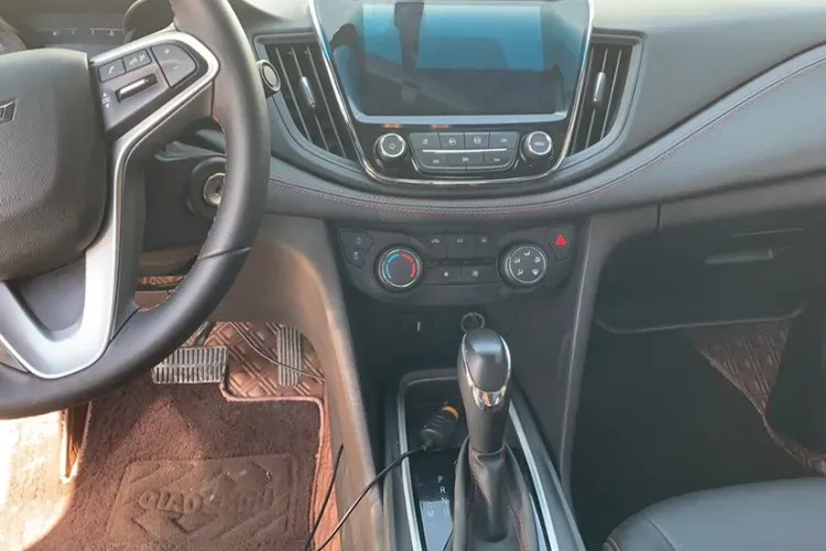 2020 Chevrolet Monza 1.3T 163HP L3 6AT,autocango,china used car exporter,china ev exporter,chinese used car exporter,chinese used ev exporter