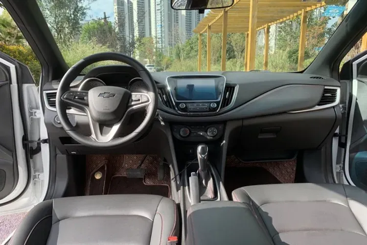 2020 Chevrolet Monza 1.3T 163HP L3 6AT,autocango,china used car exporter,china ev exporter,chinese used car exporter,chinese used ev exporter