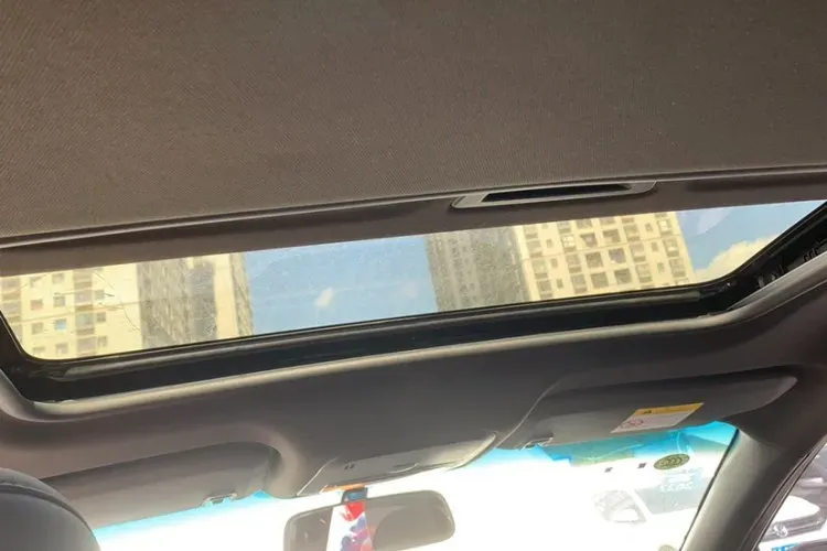 2020 Chevrolet Monza 1.3T 163HP L3 6AT,autocango,china used car exporter,china ev exporter,chinese used car exporter,chinese used ev exporter