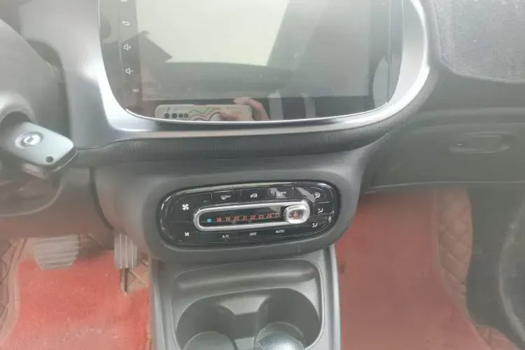 2018 Smart smart fortwo 1.0L 71HP L3 6DCT,autocango,china used car exporter,china ev exporter,chinese used car exporter,chinese used ev exporter