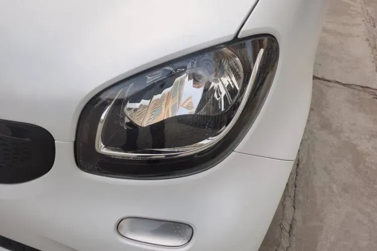 2018 Smart smart fortwo 1.0L 71HP L3 6DCT,autocango,china used car exporter,china ev exporter,chinese used car exporter,chinese used ev exporter