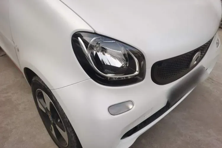 2018 Smart smart fortwo 1.0L 71HP L3 6DCT,autocango,china used car exporter,china ev exporter,chinese used car exporter,chinese used ev exporter