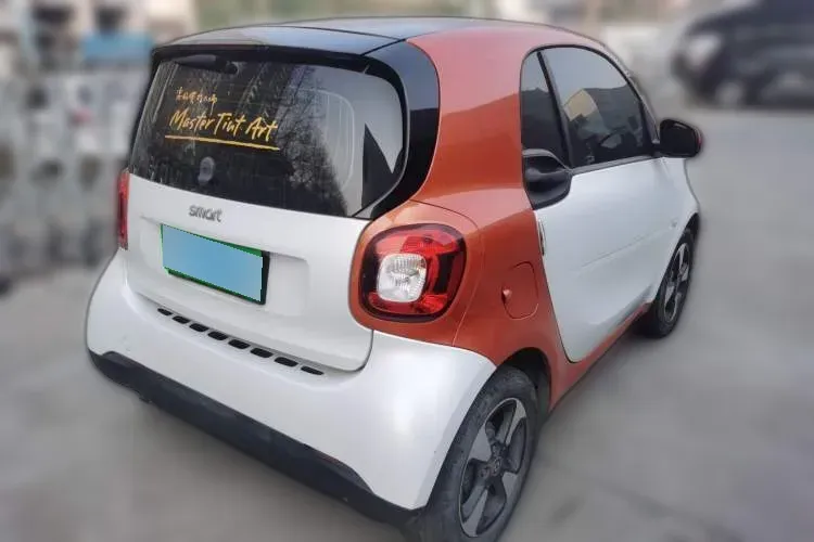 2018 Smart smart fortwo 1.0L 71HP L3 6DCT,autocango,china used car exporter,china ev exporter,chinese used car exporter,chinese used ev exporter