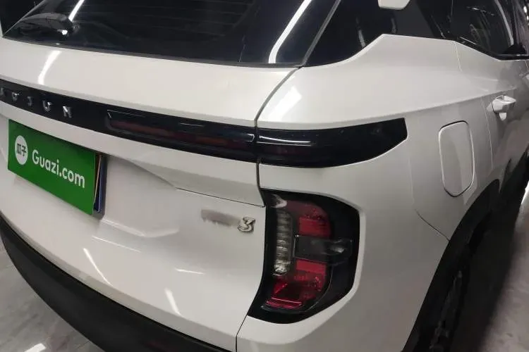 2020 BaoJun RS-3 1.5L 99HP L4 6MT,autocango,china used car exporter,china ev exporter,chinese used car exporter,chinese used ev exporter