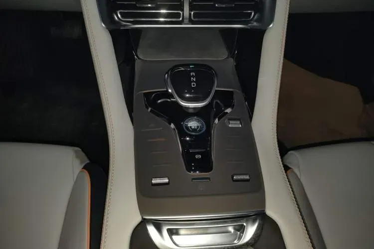 2021 BYD Song Plus 1.5L 110HP L4 E-CVT PHEV 18.3KWH,autocango,china used car exporter,china ev exporter,chinese used car exporter,chinese used ev exporter