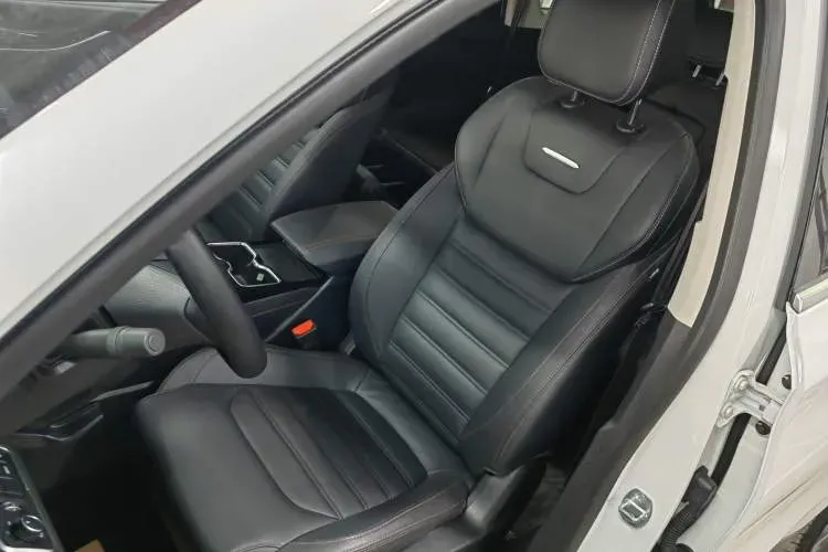 2021 MAXUS Euniq 6 BEV 70KWH,autocango,china used car exporter,china ev exporter,chinese used car exporter,chinese used ev exporter