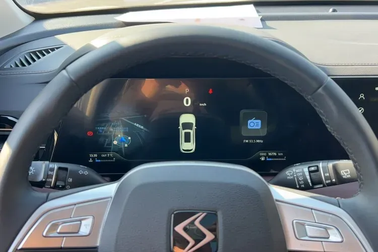 2023 Sehol X8 Plus 1.5T 184HP L4 7DCT,autocango,china used car exporter,china ev exporter,chinese used car exporter,chinese used ev exporter