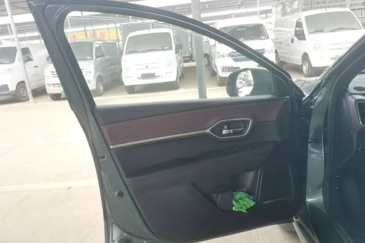 2021 Ciimo M-NV BEV 61.3KWH,autocango,china used car exporter,china ev exporter,chinese used car exporter,chinese used ev exporter