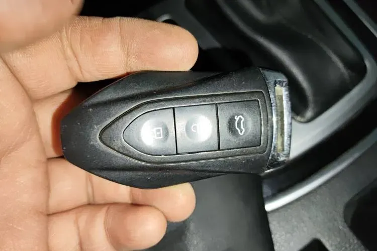 2017 Leopaard CS10 2.0T 177HP L4 6DCT,autocango,china used car exporter,china ev exporter,chinese used car exporter,chinese used ev exporter