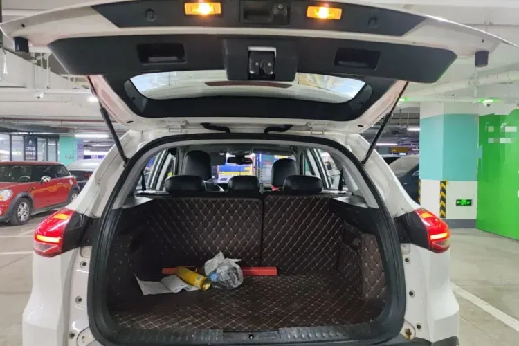 2017 Leopaard CS10 2.0T 177HP L4 6DCT,autocango,china used car exporter,china ev exporter,chinese used car exporter,chinese used ev exporter