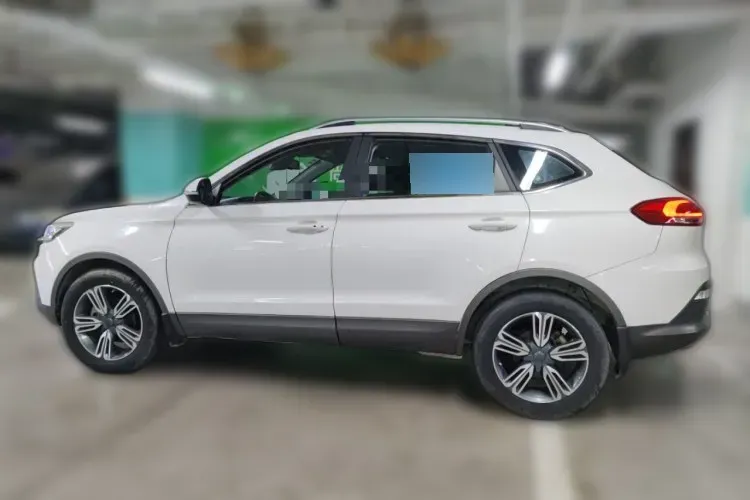 2017 Leopaard CS10 2.0T 177HP L4 6DCT,autocango,china used car exporter,china ev exporter,chinese used car exporter,chinese used ev exporter