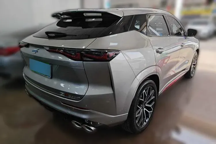 2022 ChangAn Oshan Z6 1.5T 188HP L4 7DCT,autocango,china used car exporter,china ev exporter,chinese used car exporter,chinese used ev exporter