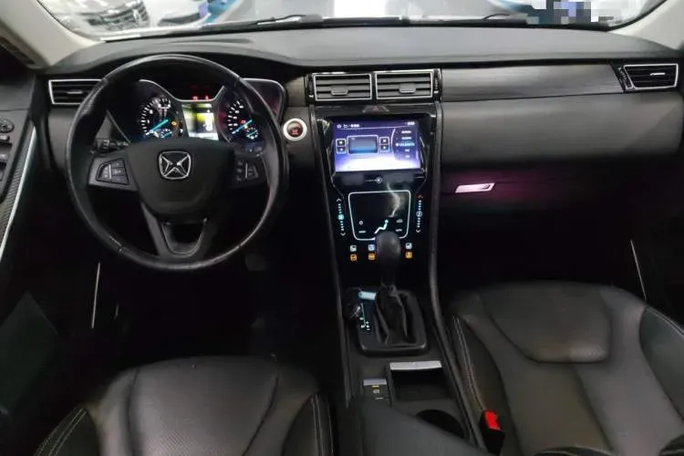 2016 JMC YuSheng S330 1.5T 163HP L4 6AT,autocango,china used car exporter,china ev exporter,chinese used car exporter,chinese used ev exporter