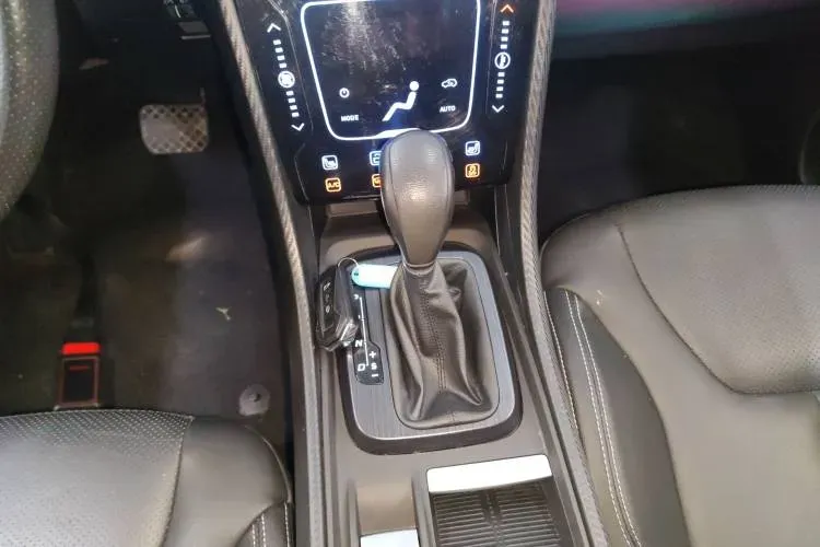 2016 JMC YuSheng S330 1.5T 163HP L4 6AT,autocango,china used car exporter,china ev exporter,chinese used car exporter,chinese used ev exporter