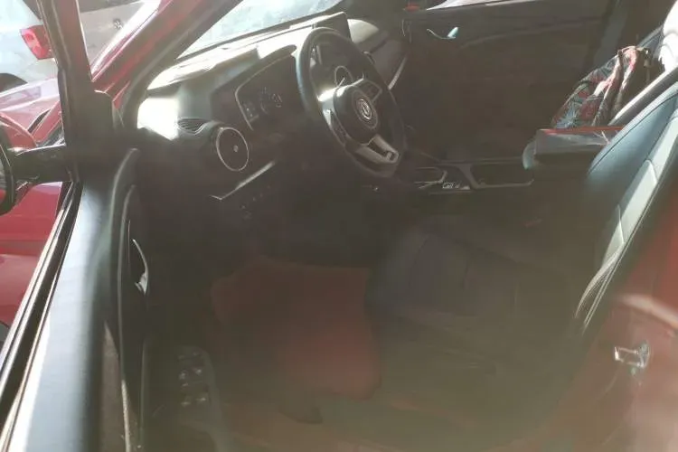 2021 DongFeng Fengon Fengon 500 1.5L 116HP L4 CVT,autocango,china used car exporter,china ev exporter,chinese used car exporter,chinese used ev exporter