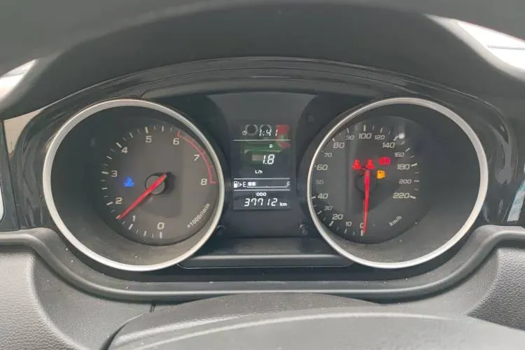 2017 FAW Jumpal D60 1.5L 113HP L4 5MT,autocango,china used car exporter,china ev exporter,chinese used car exporter,chinese used ev exporter