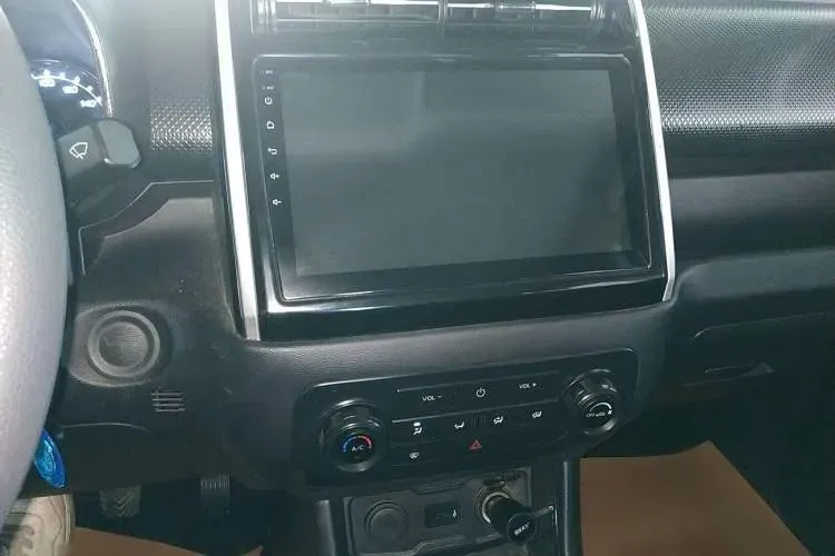 2019 ChangAn Oshan X70A 1.5L 107HP L4 5MT,autocango,china used car exporter,china ev exporter,chinese used car exporter,chinese used ev exporter