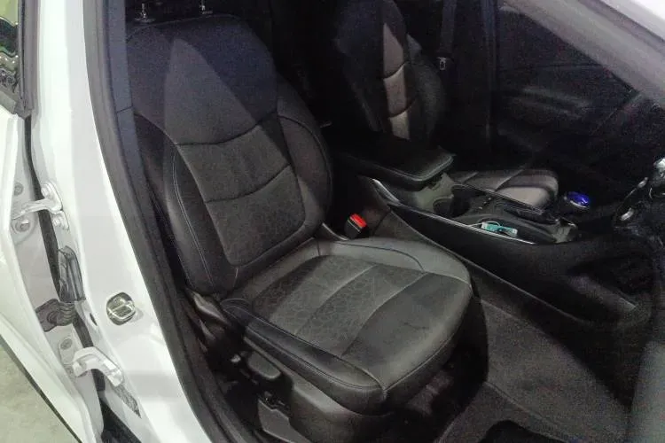 2017 Buick Velite 5 Range Extended 106HP E-CVT REEV 18KWH,autocango,china used car exporter,china ev exporter,chinese used car exporter,chinese used ev exporter