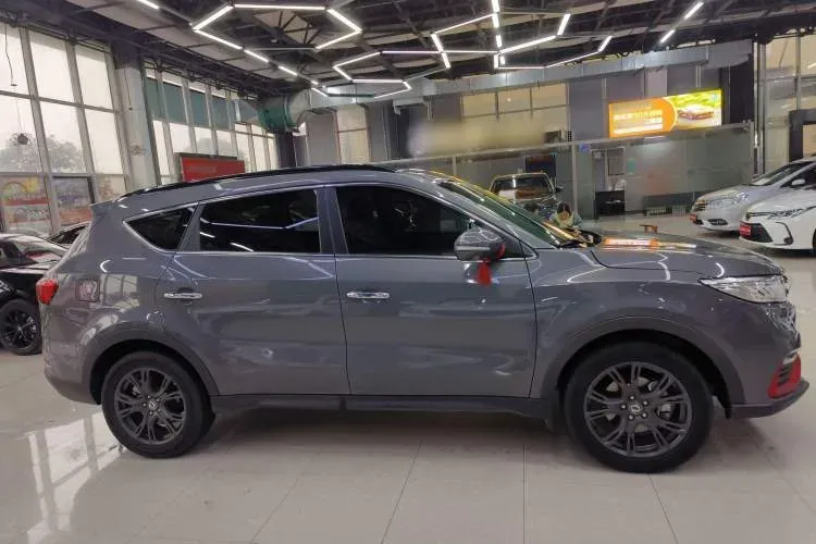 2021 DongFeng Fengon Fengon 580 1.5T 180HP L4 CVT,autocango,china used car exporter,china ev exporter,chinese used car exporter,chinese used ev exporter