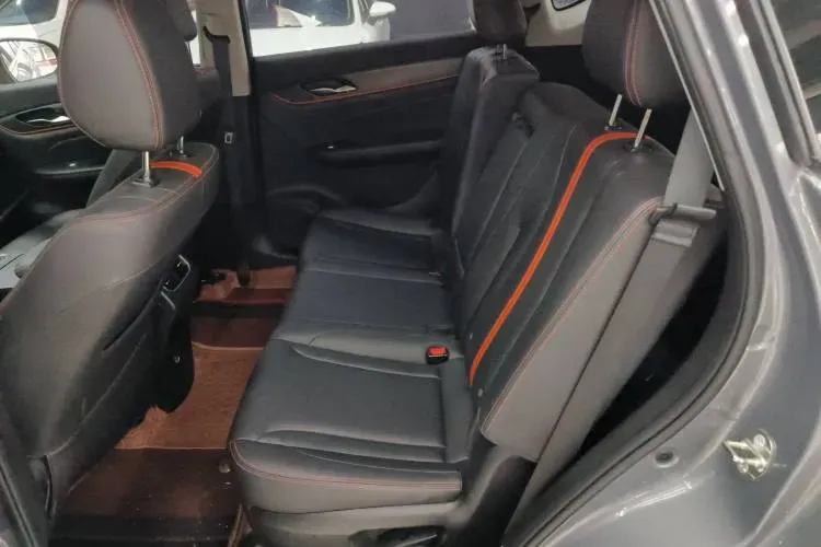 2021 DongFeng Fengon Fengon 580 1.5T 180HP L4 CVT,autocango,china used car exporter,china ev exporter,chinese used car exporter,chinese used ev exporter