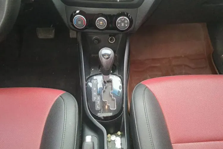 2015 Kia K2 1.4L 107HP L4 4AT,autocango,china used car exporter,china ev exporter,chinese used car exporter,chinese used ev exporter