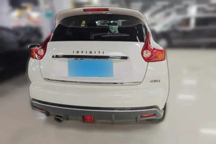 2014 Infiniti ESQ 1.6L 116HP L4 CVT,autocango,china used car exporter,china ev exporter,chinese used car exporter,chinese used ev exporter