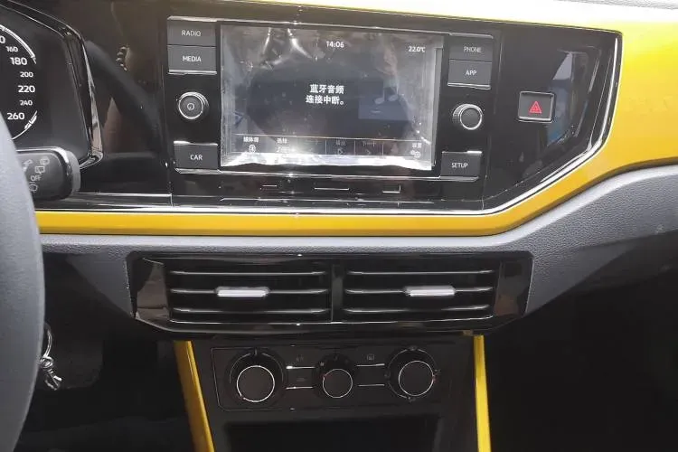 2019 Volkswagen Polo 1.5L 113HP L4 6AT,autocango,china used car exporter,china ev exporter,chinese used car exporter,chinese used ev exporter