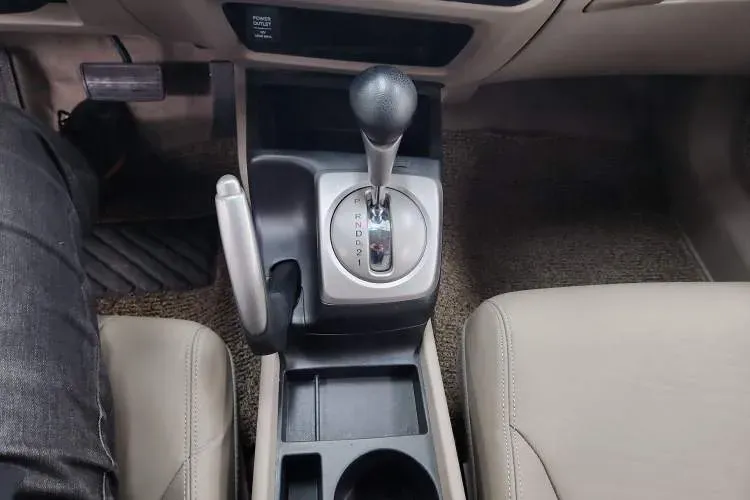 2015 Ciimo Ciimo 1.8L 140HP L4 5AT,autocango,china used car exporter,china ev exporter,chinese used car exporter,chinese used ev exporter