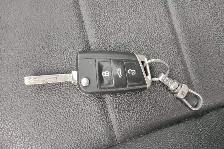 2020 Volkswagen Bora 1.5L 113HP L4 5MT,autocango,china used car exporter,china ev exporter,chinese used car exporter,chinese used ev exporter