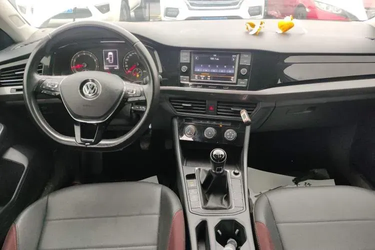 2020 Volkswagen Bora 1.5L 113HP L4 5MT,autocango,china used car exporter,china ev exporter,chinese used car exporter,chinese used ev exporter