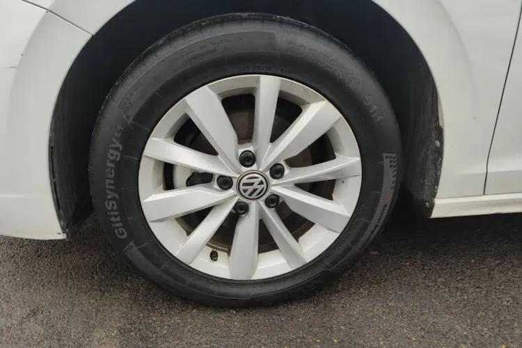 2020 Volkswagen Bora 1.5L 113HP L4 5MT,autocango,china used car exporter,china ev exporter,chinese used car exporter,chinese used ev exporter