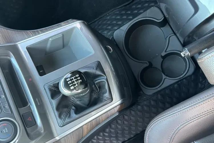 2021 DongFeng Forthing LingZhi Plus 2.0L 133HP L4 6MT,autocango,china used car exporter,china ev exporter,chinese used car exporter,chinese used ev exporter