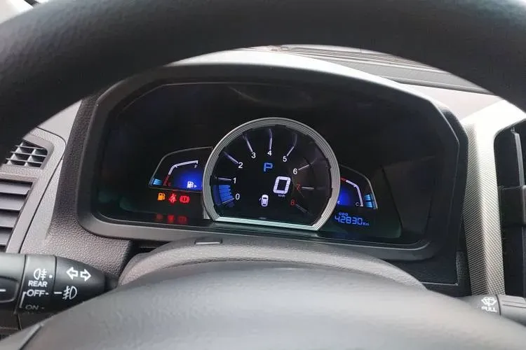 2016 Luxgen 6 SUV 1.8T 180HP L4 6AT,autocango,china used car exporter,china ev exporter,chinese used car exporter,chinese used ev exporter