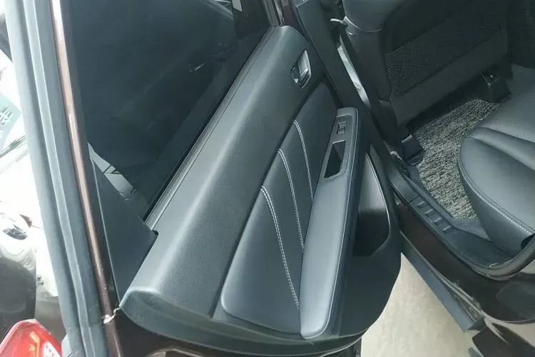 2016 Luxgen 6 SUV 1.8T 180HP L4 6AT,autocango,china used car exporter,china ev exporter,chinese used car exporter,chinese used ev exporter