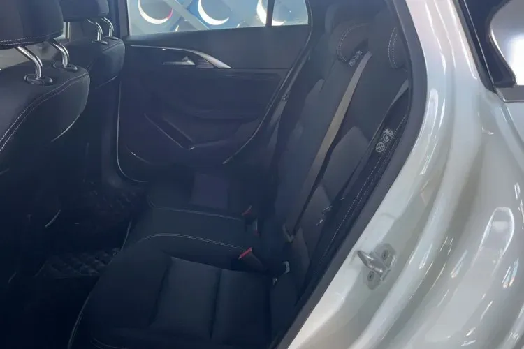 2017 Infiniti QX30 1.6T 156HP L4 7DCT,autocango,china used car exporter,china ev exporter,chinese used car exporter,chinese used ev exporter