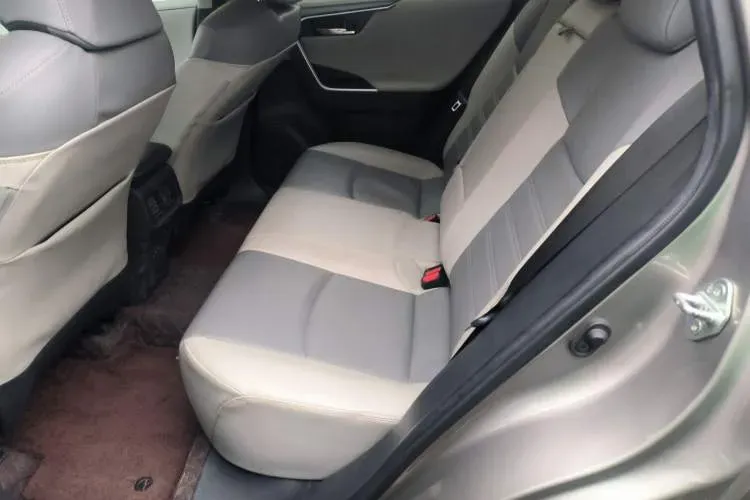 2021 Toyota RAV4 2.0L 171HP L4 CVT,autocango,china used car exporter,china ev exporter,chinese used car exporter,chinese used ev exporter