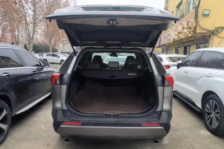 2021 Toyota RAV4 2.0L 171HP L4 CVT,autocango,china used car exporter,china ev exporter,chinese used car exporter,chinese used ev exporter