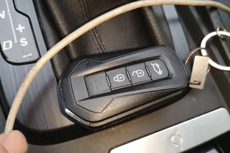 2016 JMC YuSheng S330 1.5T 163HP L4 6AT,autocango,china used car exporter,china ev exporter,chinese used car exporter,chinese used ev exporter