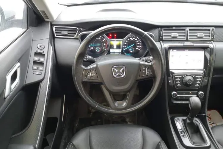 2016 JMC YuSheng S330 1.5T 163HP L4 6AT,autocango,china used car exporter,china ev exporter,chinese used car exporter,chinese used ev exporter