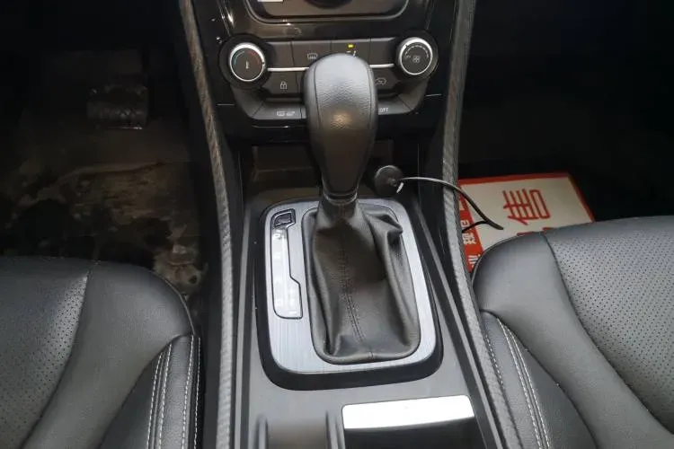 2016 JMC YuSheng S330 1.5T 163HP L4 6AT,autocango,china used car exporter,china ev exporter,chinese used car exporter,chinese used ev exporter